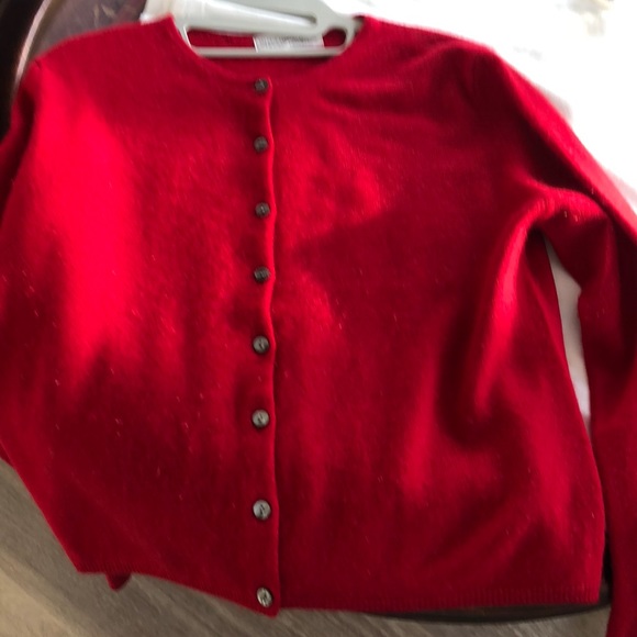 Valerie Stevens Pettite Sweater $40 . - Picture 3 of 3